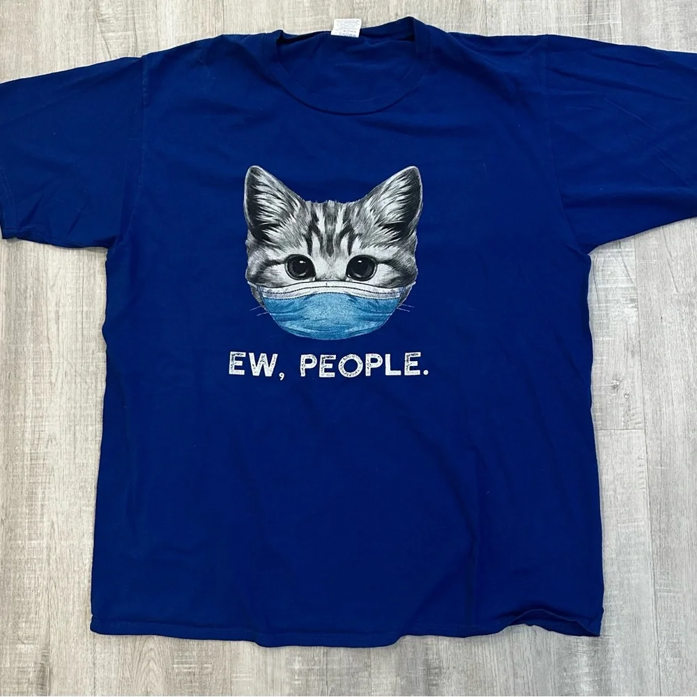 Cat Graphic T-Shirt “Ew, People” Funny Mask Meme Blue Tee Port & Company Sz Med